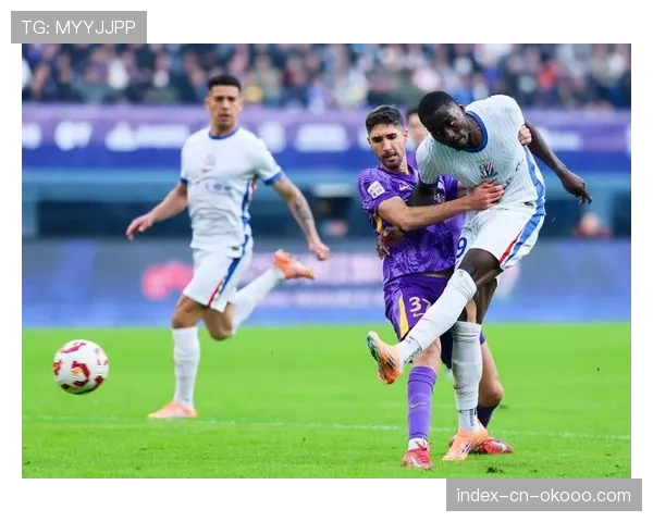 全场比赛结束,天津津门虎2-2战平上海申花